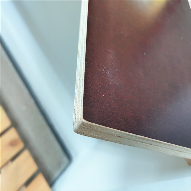 Red Film Faced Plywood 